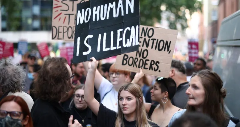 Plan Rwanda : Des milliers de migrants enfin autorisés à déposer une demande d’asile Plan Rwanda : Des milliers de migrants enfin autorisés à déposer une demande d’asile