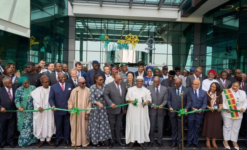Echanges intra-africains : Afreximbank inaugure à Abuja son tout premier Centre africain du commerce Echanges intra-africains : Afreximbank inaugure à Abuja son tout premier Centre africain du commerce