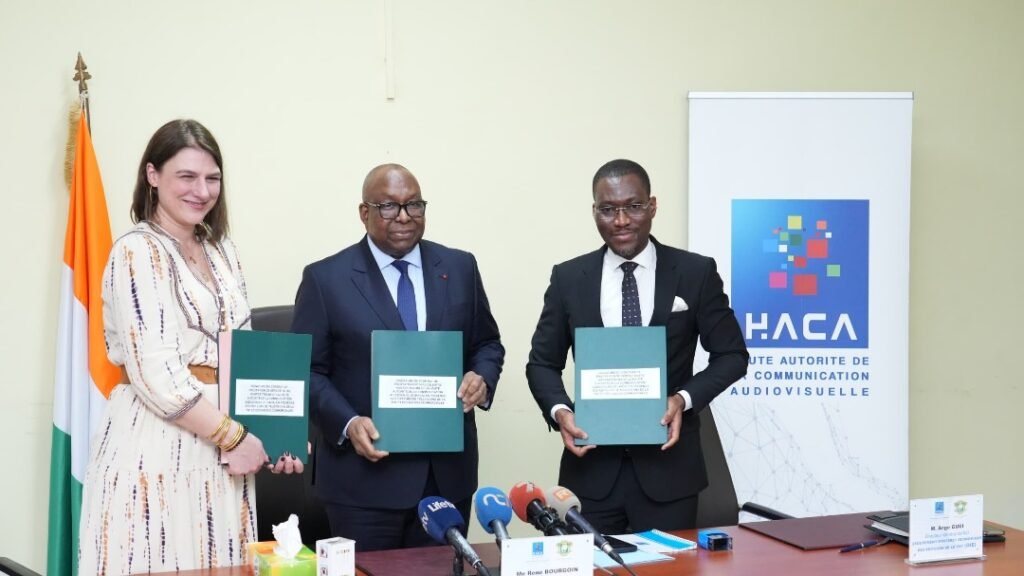 La Haute Autorité de la Communication Audiovisuelle (HACA) officialise un partenariat stratégique pour la mesure d’audience en Côte d’Ivoire