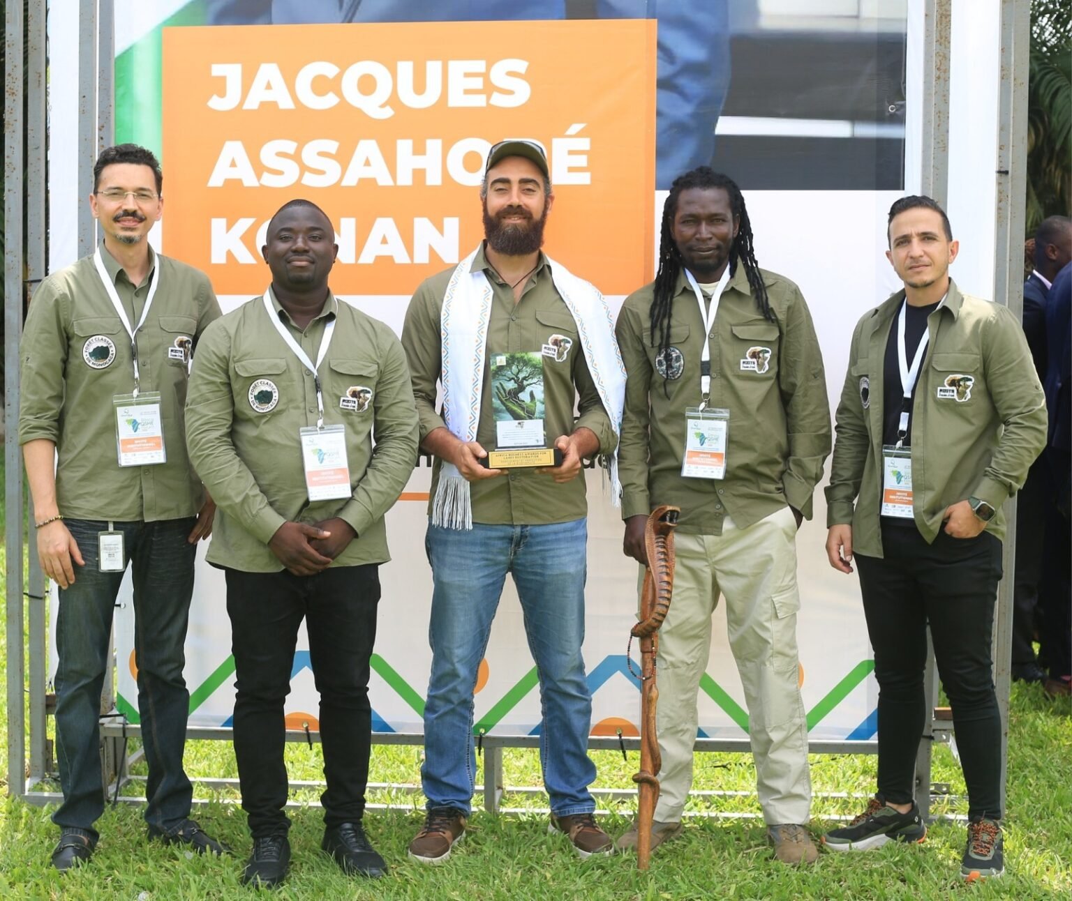 Reboisement et  protection de la biodiversité-  Roots Wild Foundation récompensée