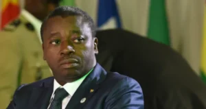 Faure Gnassingbé comme en 2005 : Toujours des débuts difficilement acceptés