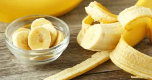 Peau de banane : l’ingrédient inattendu qui booste votre santé et vos plats