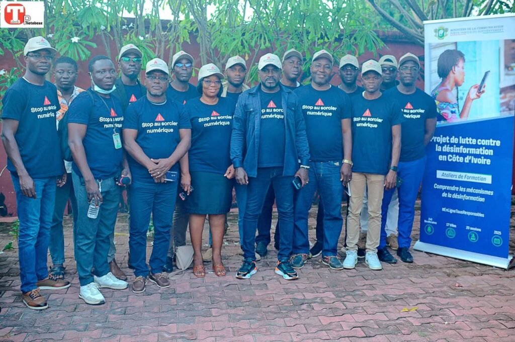 Bouaké – Lutte contre la désinformation :  Une quinzaine de journalistes formés par le ministère de la Communication