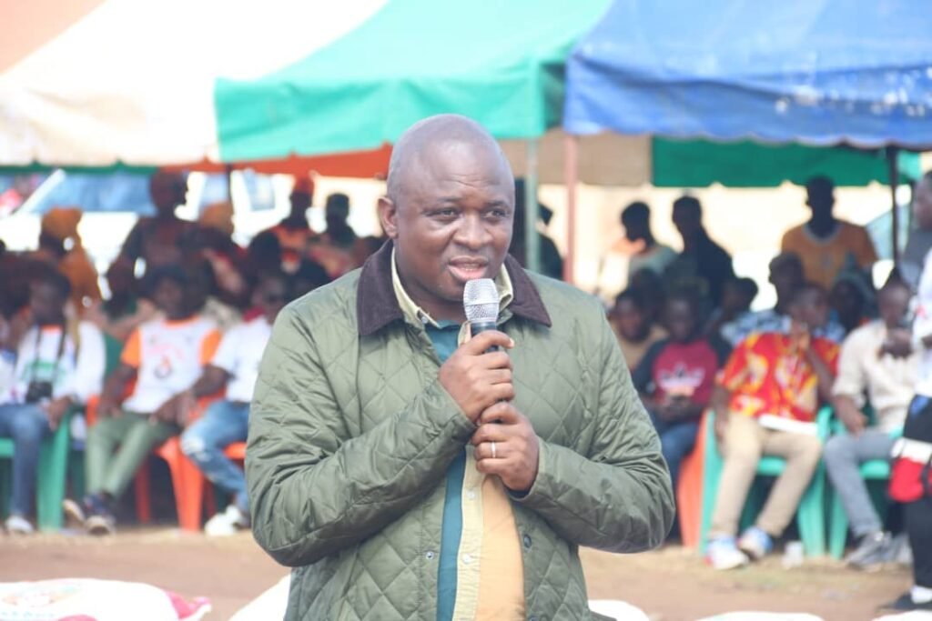 Présidentielle 2025 dans le Beré-  Mepha Dosso aux populations de Bouandougou : « Il n’y a pas de plan B »