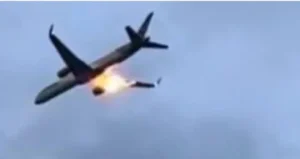 Italie : un Boeing avec 273 passagers à bord prend feu en plein vol