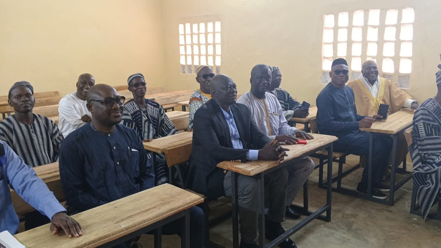 Korhogo – Non Karna Coulibaly dote l’EPP Gnalèlèkaha d’un bâtiment de trois classes et d’un bureau