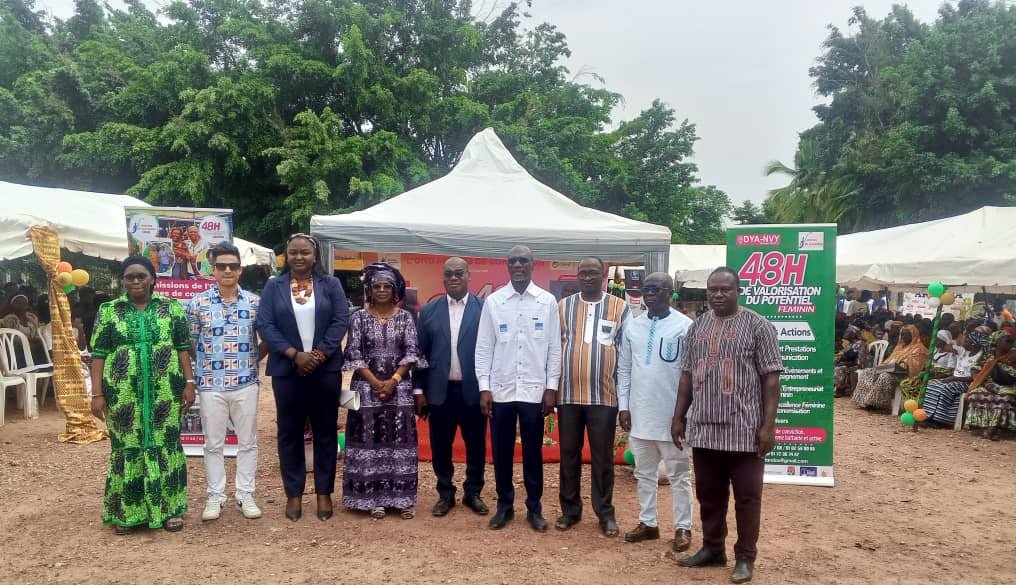  Bouaké – 48h de valorisation du potentiel féminin : une ONG met en lumière le leadership des femmes  Bouaké – 48h de valorisation du potentiel féminin : une ONG met en lumière le leadership des femmes