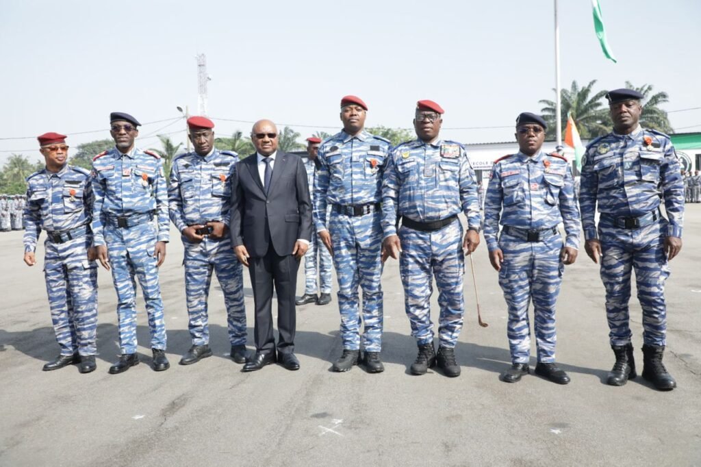 Gendarmerie nationale:  2 300 agents et personnalités civiles distingués