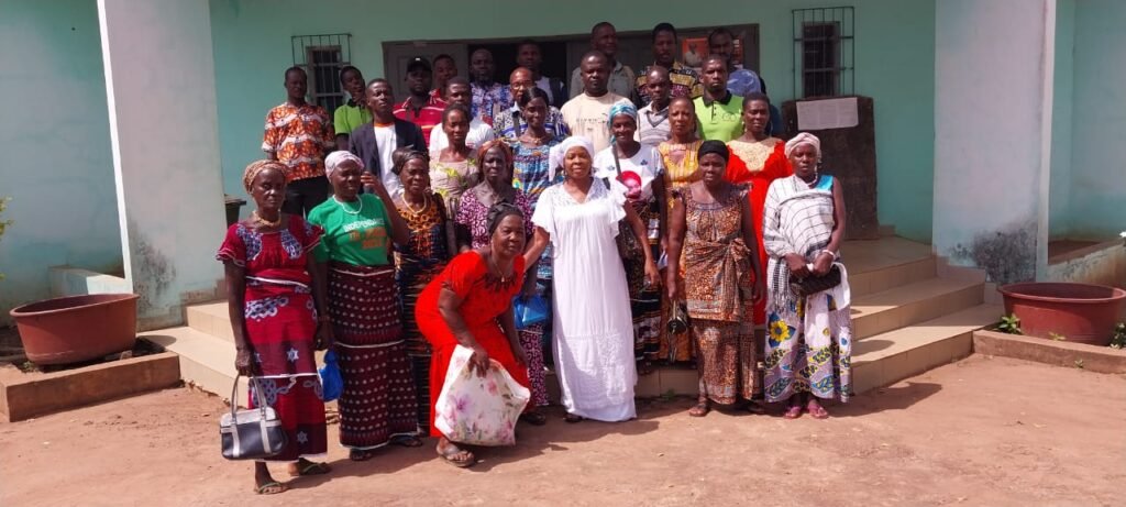 Législatives 2025 :  l’ONG FCIEX renforce les capacités des défenseurs des droits humains à Tié-N’Diékro