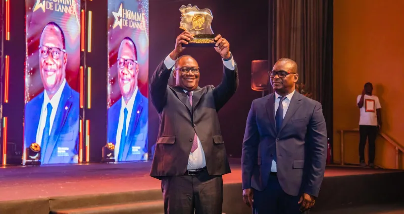 Distingué « homme de l’année », l’hommage de Téné Birahima aux FDS Distingué « homme de l’année », l’hommage de Téné Birahima aux FDS