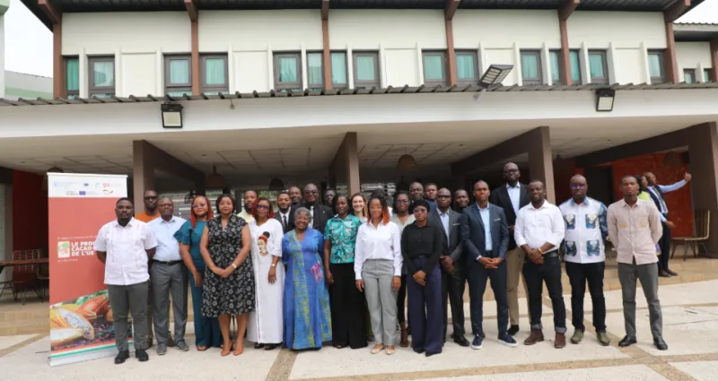 À Abidjan, la filière cacao prépare son virage agroforestier À Abidjan, la filière cacao prépare son virage agroforestier