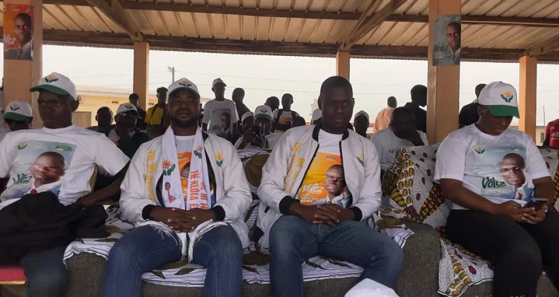 Fin de campagne à Dualla-Massala : Dosso Aboubacar « le développement ne doit pas se limiter aux grandes villes » Fin de campagne à Dualla-Massala : Dosso Aboubacar « le développement ne doit pas se limiter aux grandes villes »