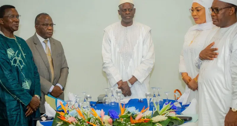 Côte d’Ivoire : Le ministère de l’Enseignement Supérieur célèbre le nouvel an et la communion fraternelle Côte d’Ivoire : Le ministère de l’Enseignement Supérieur célèbre le nouvel an et la communion fraternelle