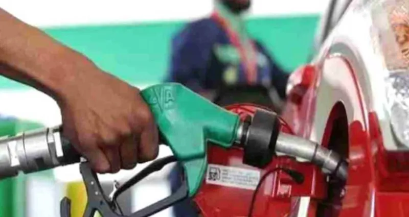 Prix des produits pétroliers : le DDO et le fuel lourd grimpent à Abidjan, les carburants courants stables Prix des produits pétroliers : le DDO et le fuel lourd grimpent à Abidjan, les carburants courants stables