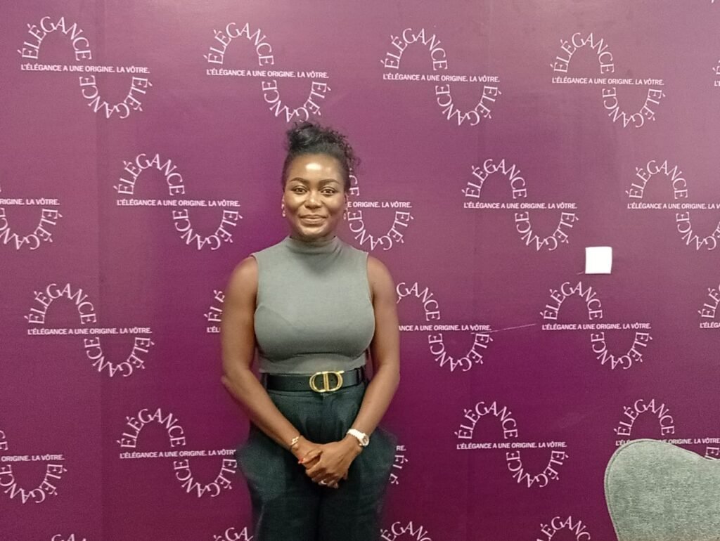 Élégance et courtoisie : Jocelyne Daly lance un cabinet dédié à l’image et au protocole à Abidjan