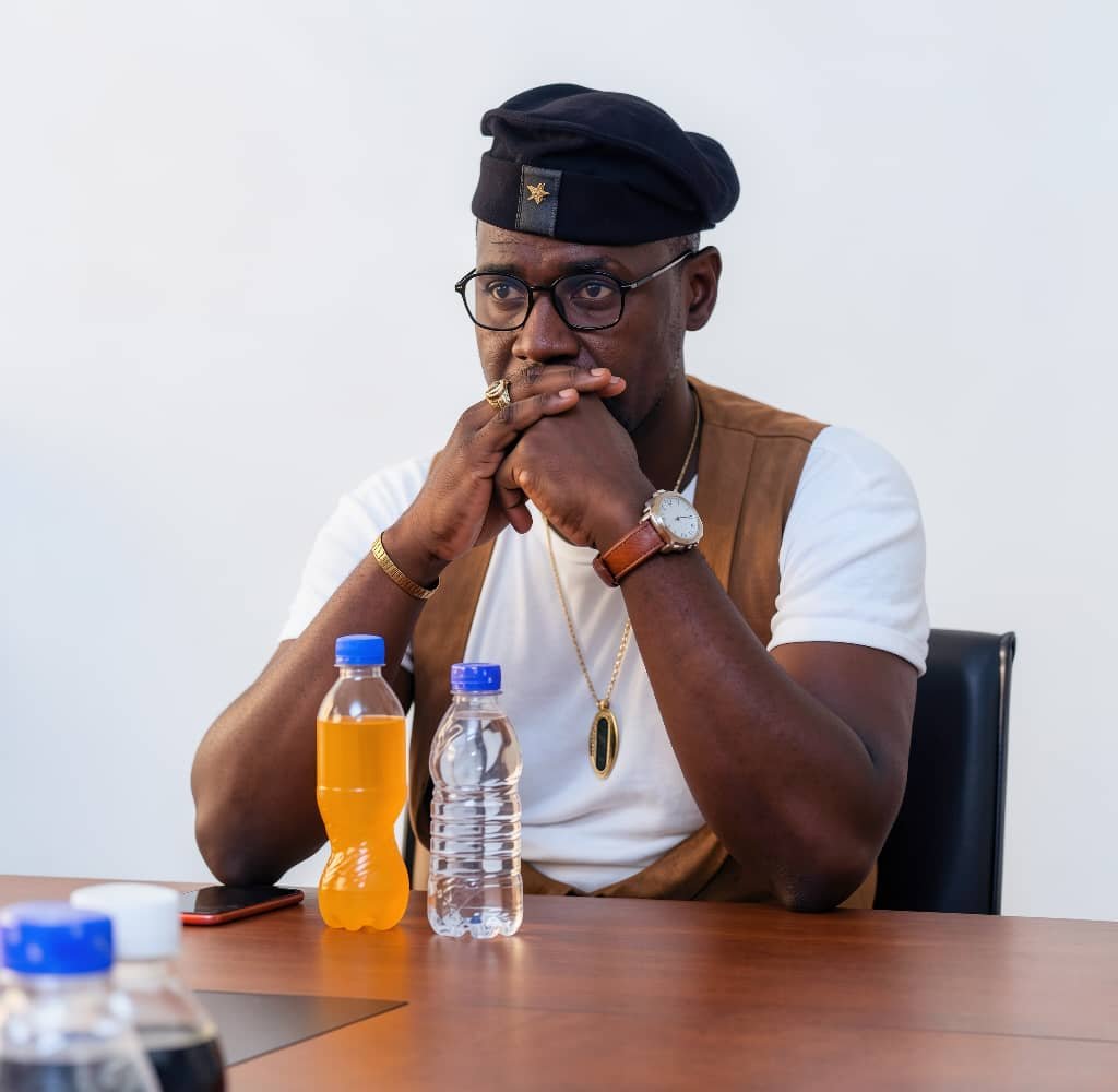 Musique :Daalé Lopé signe son retour avec un maxi-single engagé Musique :Daalé Lopé signe son retour avec un maxi-single engagé